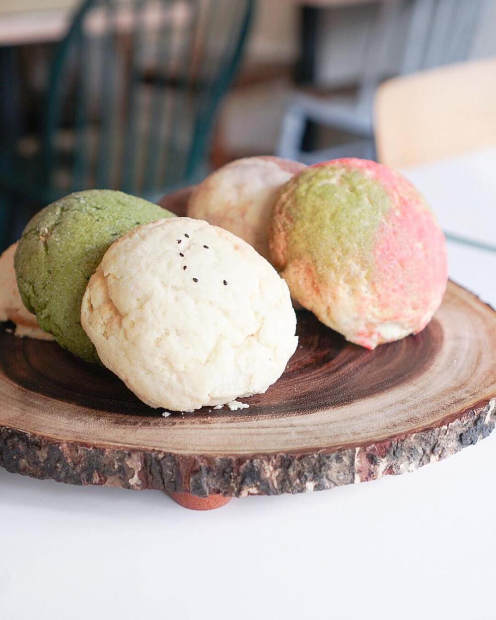 36974193_241485230003463_774488641916370944_n