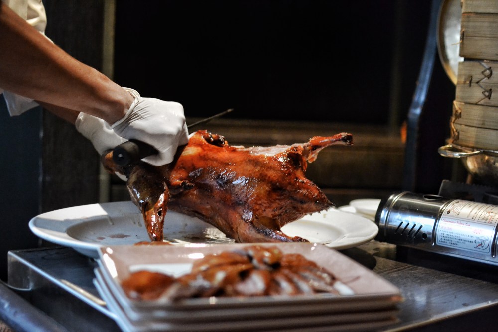 PEKING-DUCK-AT-SHANG-PALACE-Shangri-Las-Far-Eastern-Plaza-Hotel-Taipei-duck-5